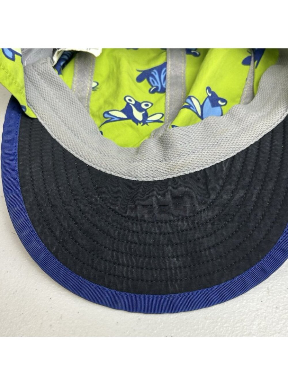 Vintage Patagonia Sun Hat Cap Frog Green Bucket Neck Shade Flap Kids Size XS - Picture 8 of 9